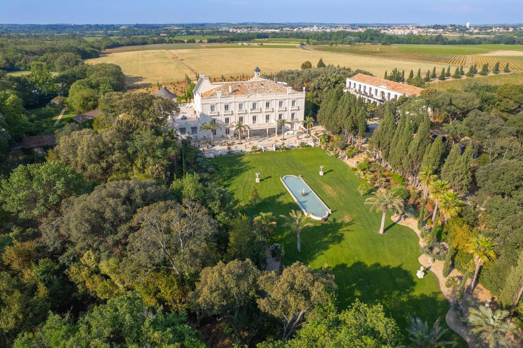 Chateau Hermitage De Combas Aparthotel Servian Buitenkant foto