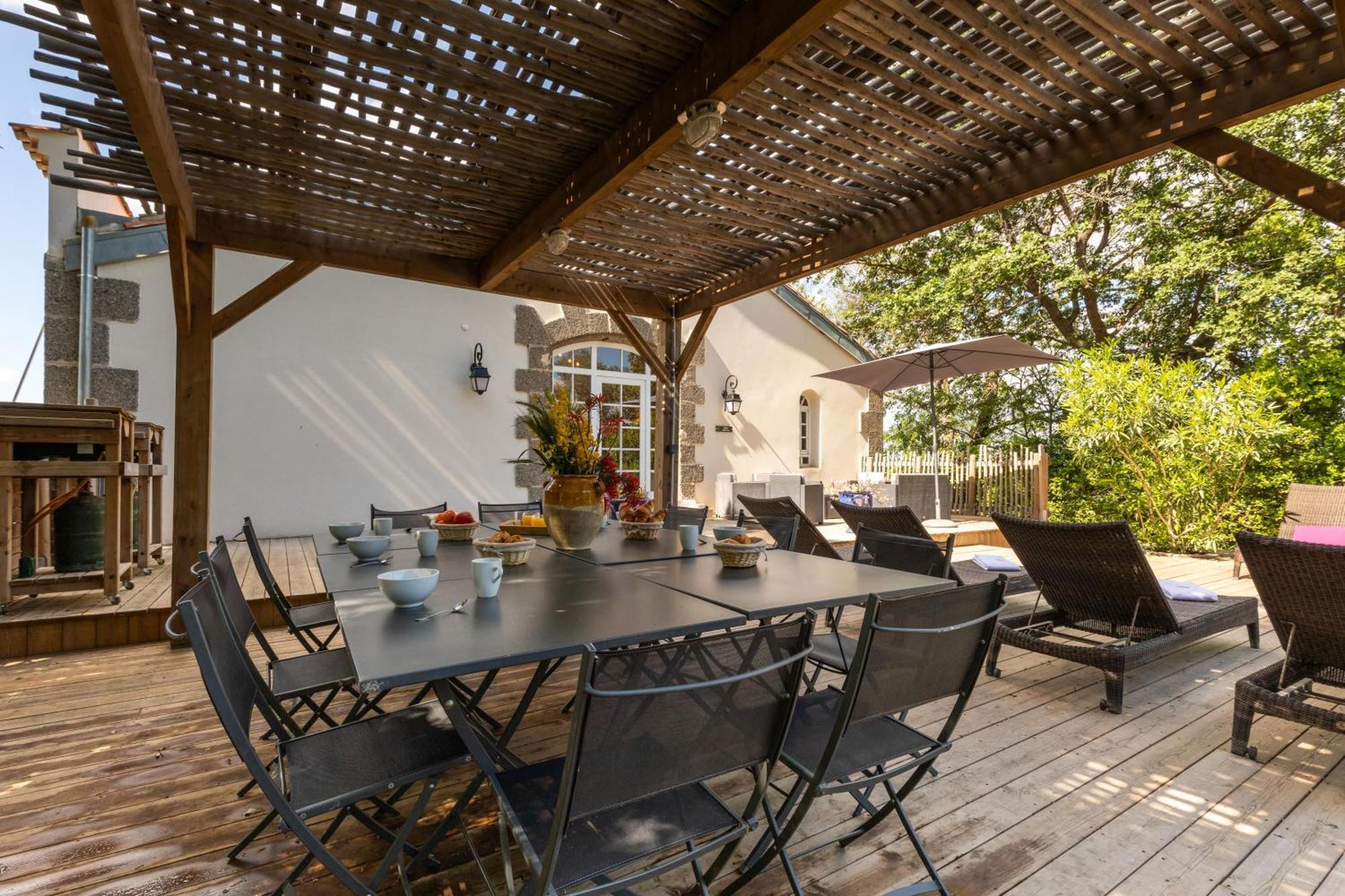 Chateau Hermitage De Combas Aparthotel Servian Buitenkant foto
