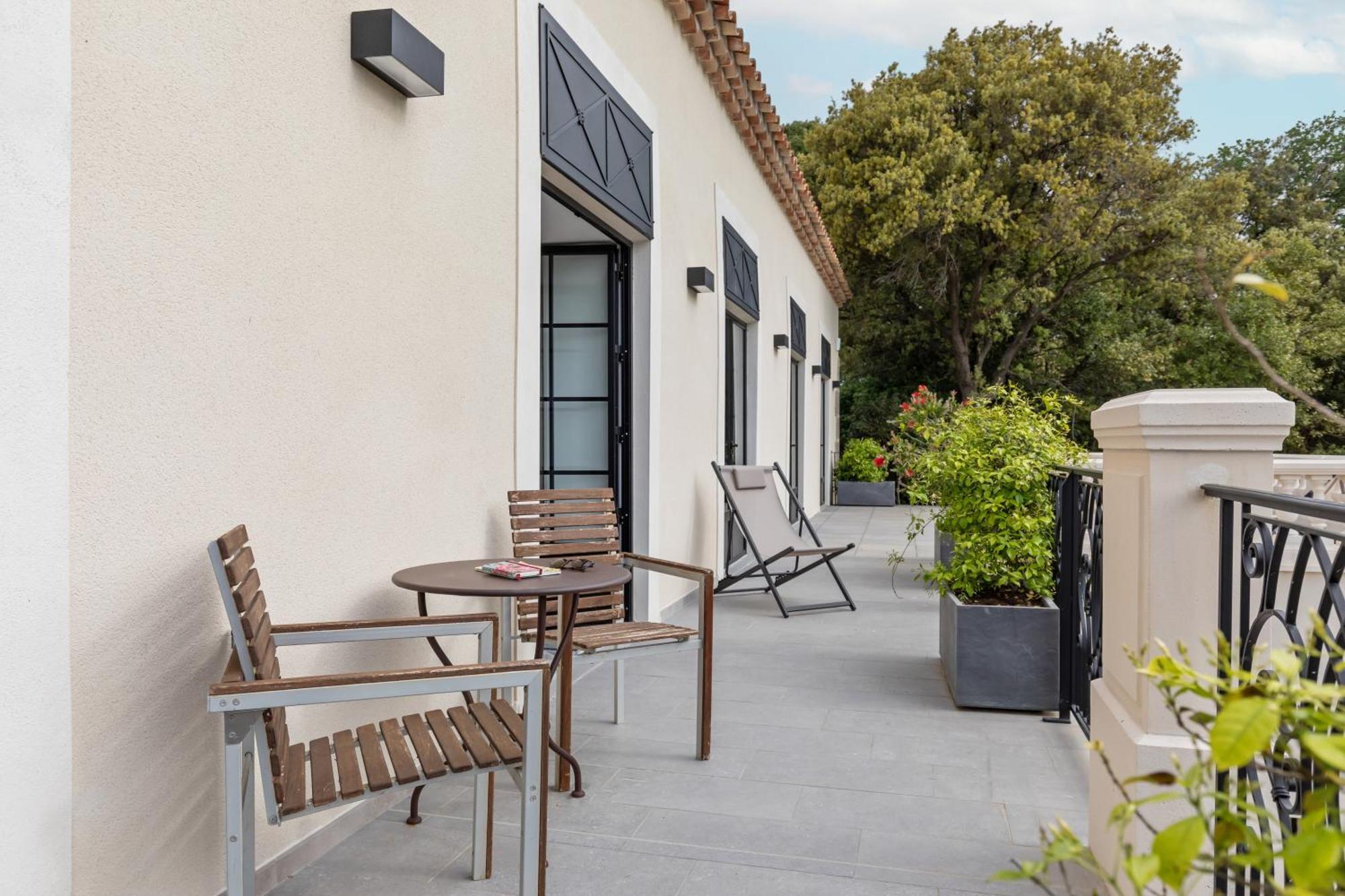 Chateau Hermitage De Combas Aparthotel Servian Kamer foto